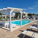 Oda ve Kahvaltı Giglio Marino 4*