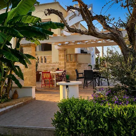 Bed & Breakfast Giglio Marino 4*