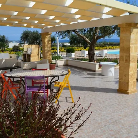 Bed & Breakfast Giglio Marino 4*